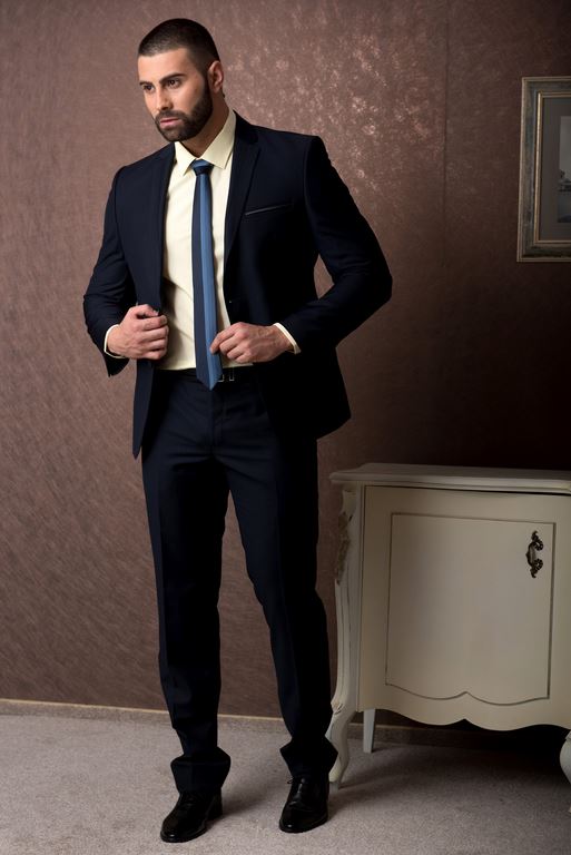           navy blue sim fit suit 1.jpg