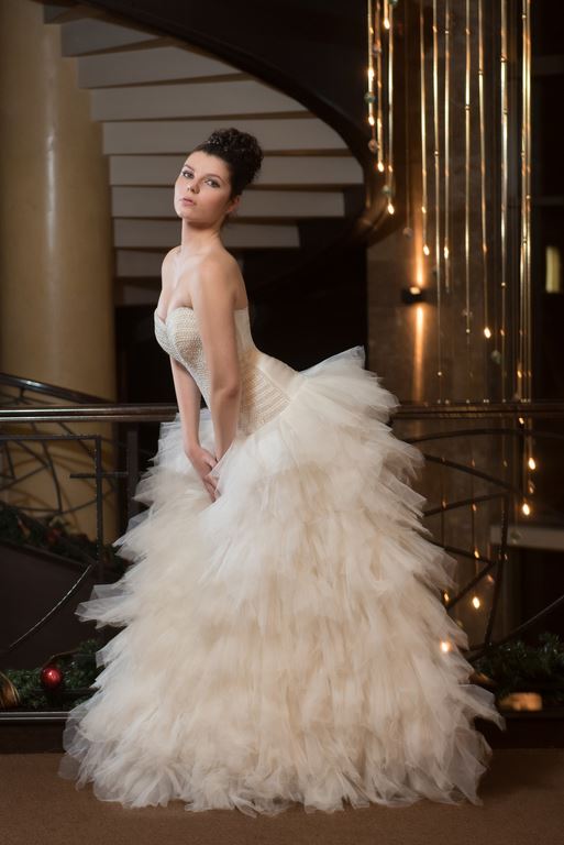  сватбена рокля Ангелина - официална дълга булченска рокля BR_44.jpg 